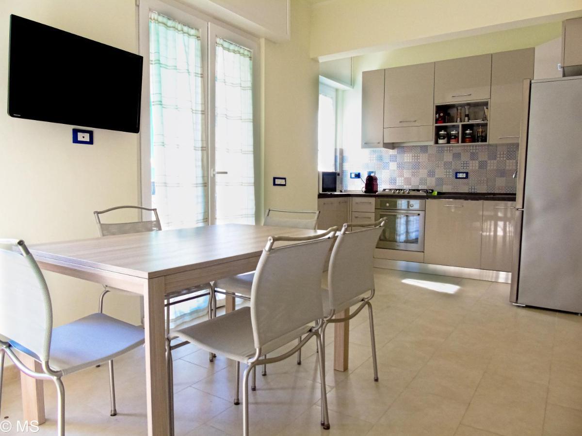 Pietra Home, Posto Auto, Ac ,Wifi, 150Mt Dal Mare Pietra Ligure Exterior foto