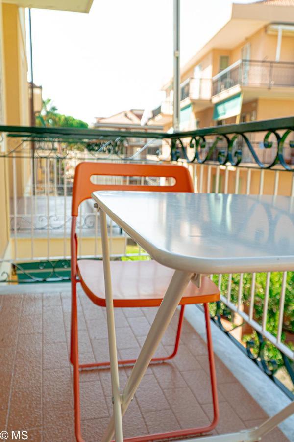 Pietra Home, Posto Auto, Ac ,Wifi, 150Mt Dal Mare Pietra Ligure Exterior foto