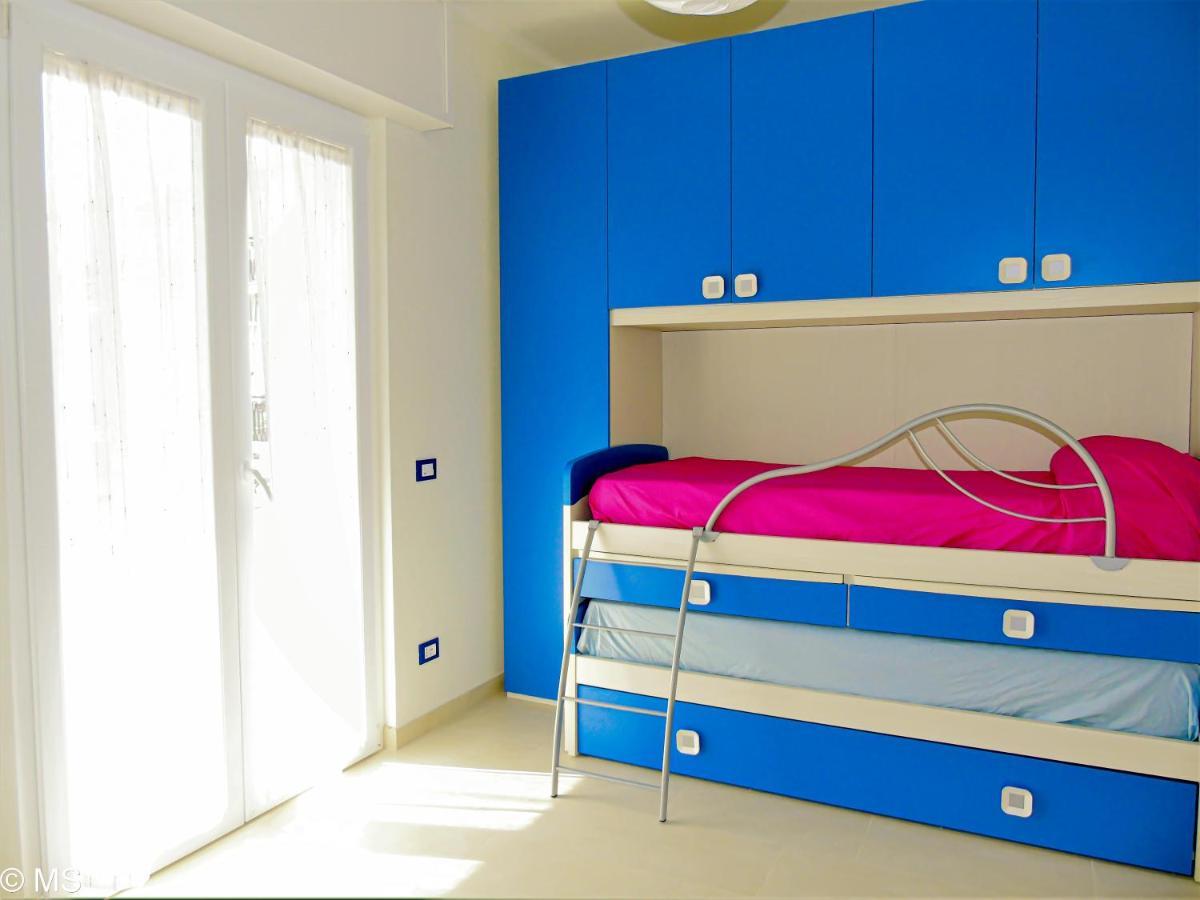 Pietra Home, Posto Auto, Ac ,Wifi, 150Mt Dal Mare Pietra Ligure Exterior foto